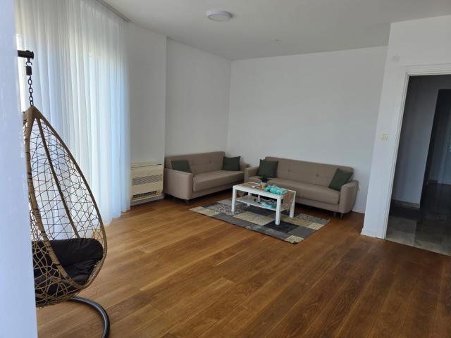 Dvosoban stan 104m2 sa pogledom na more, Tre Canne, Budva (Bez plaćanja poreza na prenos od 3%)