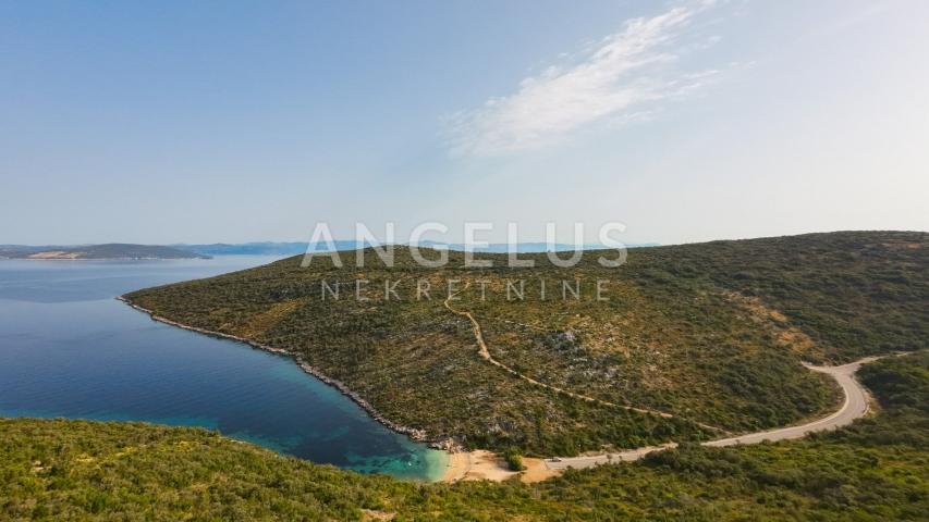 Šolta, Maslinica - građ. zemljište sa panoramskim pogledom