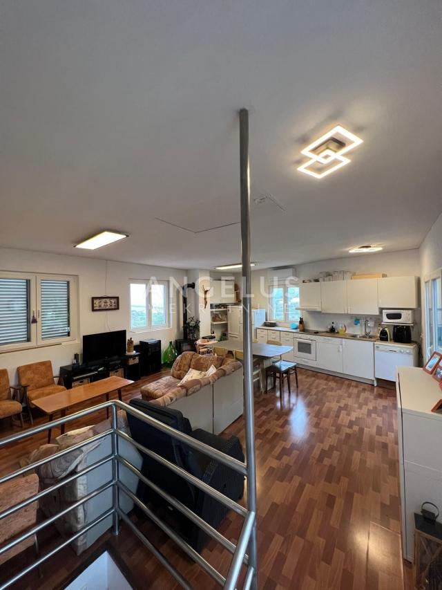 Čiovo Slatine - kuća, apartman i spremište za brod PRODAJA