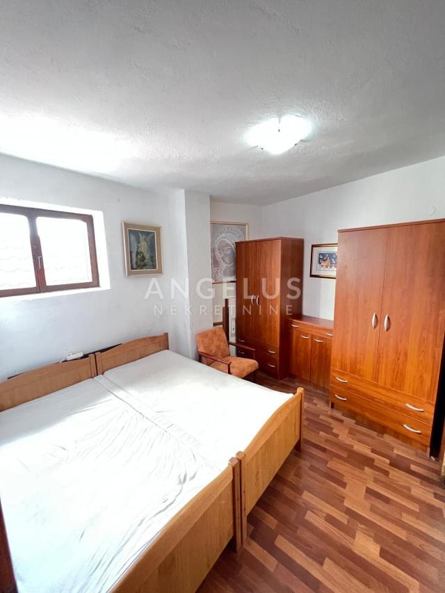 Čiovo Slatine - kuća, apartman i spremište za brod PRODAJA