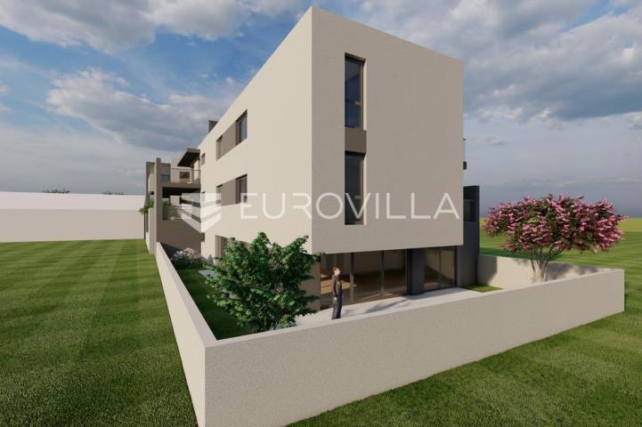 Osijek, Petefijeva, luksuzan četverosoban stan s garažom neto površine 168,18 m² * NOVOGRADNJA*