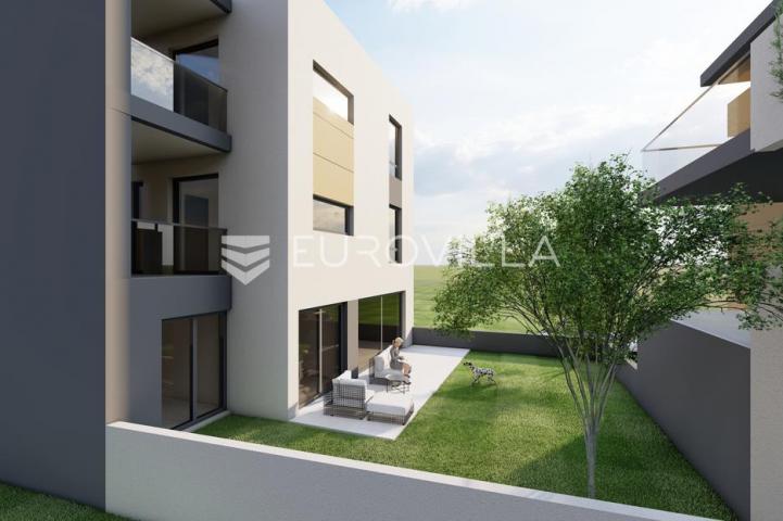 Osijek, Petefijeva, luksuzan četverosoban stan s garažom neto površine 168,18 m² * NOVOGRADNJA*