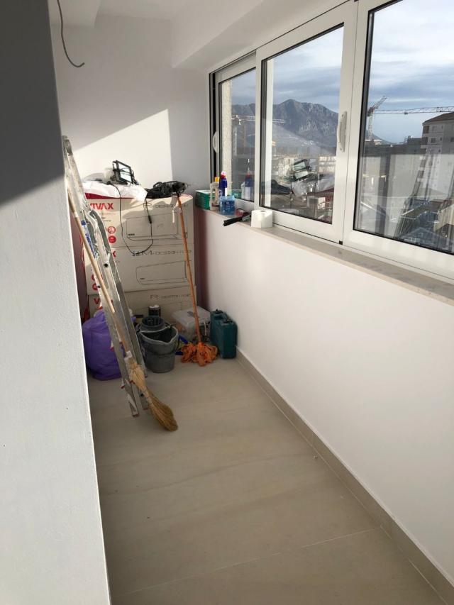 Apartment, 2 bedrooms, Budva, Center - 275,000 euros