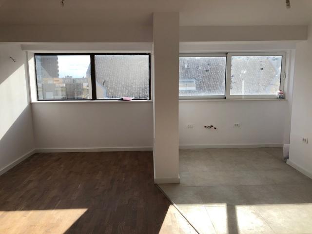 Apartment, 2 bedrooms, Budva, Center - 275,000 euros