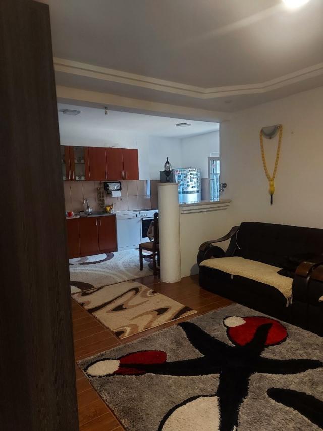A house is offered for sale in the city of Bar, Polje district. 