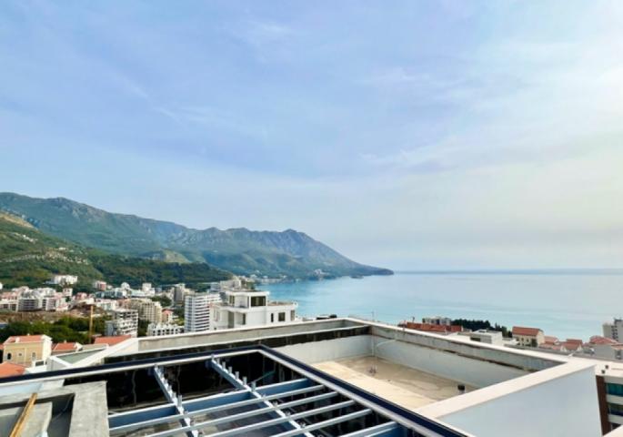 Budva Riviera, Becici district. New residential complex in a popular area. 