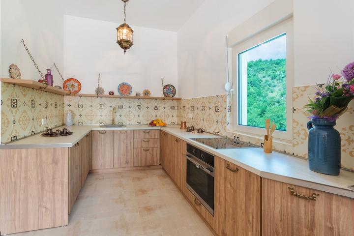 Penthouse for sale in the residential complex “Volna” in Becici. 