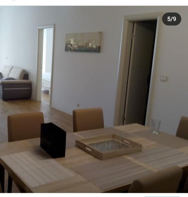 2 bedroom apartment with sea view in complex 