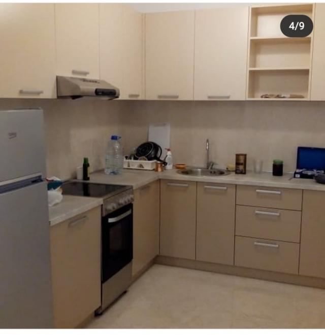 2 bedroom apartment with sea view in complex 