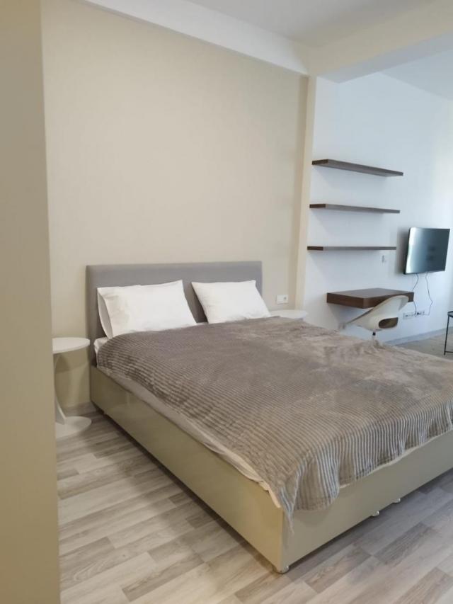 Spacious new studio in a complex with a swimming pool in Bar