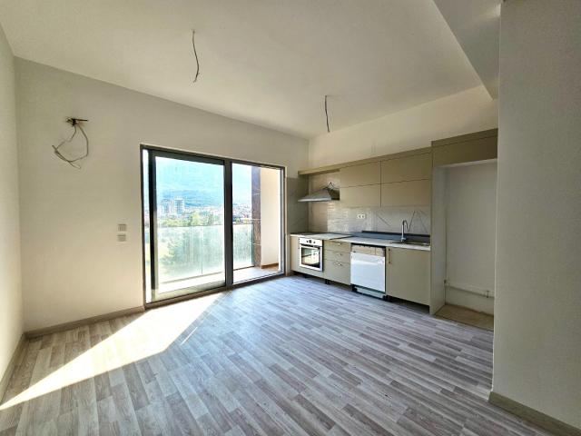 Spacious new studio in a complex with a swimming pool in Bar