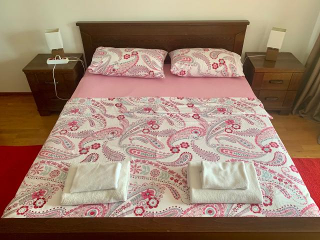 Spacious two bedroom apartment in the Rosemary complex, Petrovac