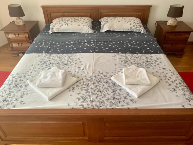 Spacious two bedroom apartment in the Rosemary complex, Petrovac