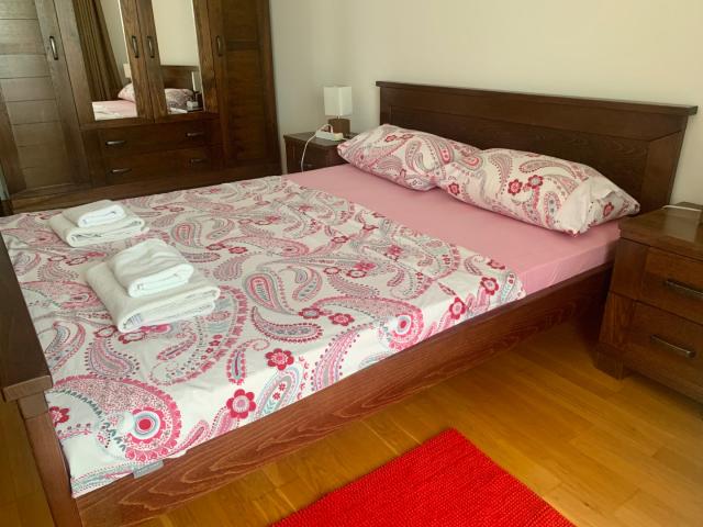 Spacious two bedroom apartment in the Rosemary complex, Petrovac