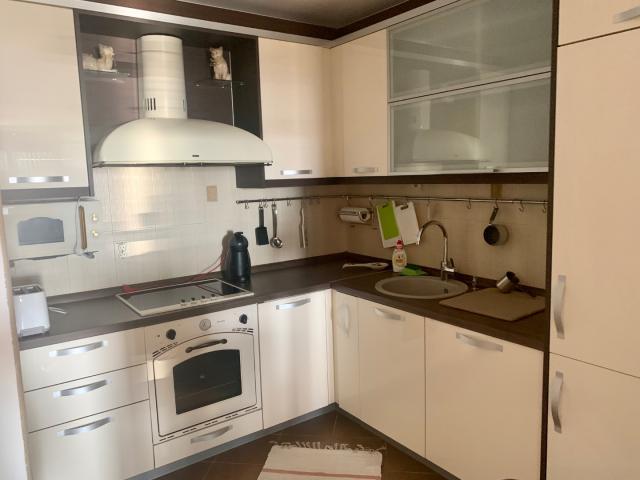 Spacious two bedroom apartment in the Rosemary complex, Petrovac