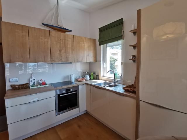 An apartment with a sea view in Petrovac is offered for sale. 