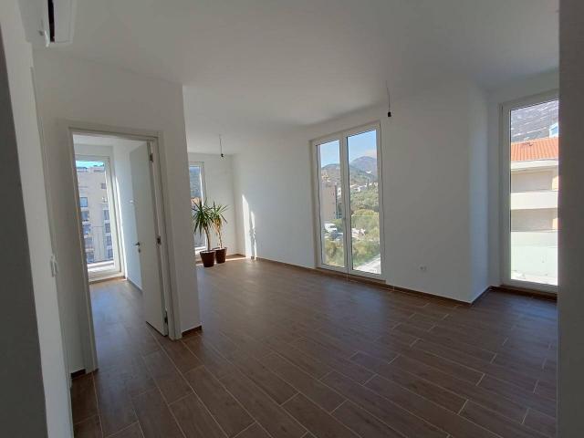 Sale of apartment in a new building with sea view, Becici