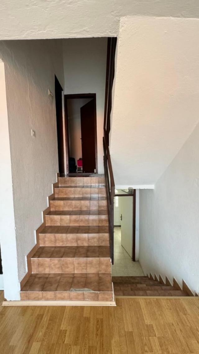 Cozy townhouse apartment near Nikki Beach, Radovici, Tivat Riviera