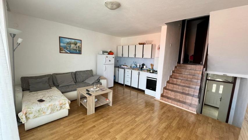 Cozy townhouse apartment near Nikki Beach, Radovici, Tivat Riviera