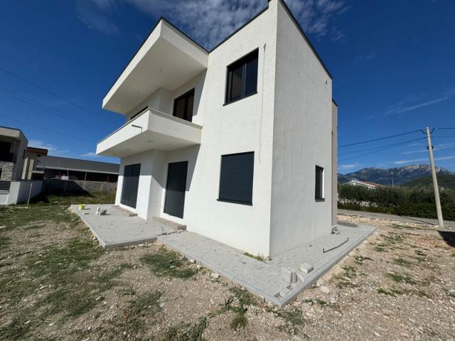 A modern villa at the final stage of construction in Bar, Polje district is offered for sale. 