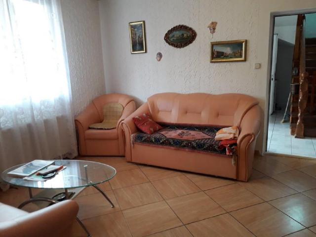 In the city of Bar, in the Shushan district, a large house is for sale. 