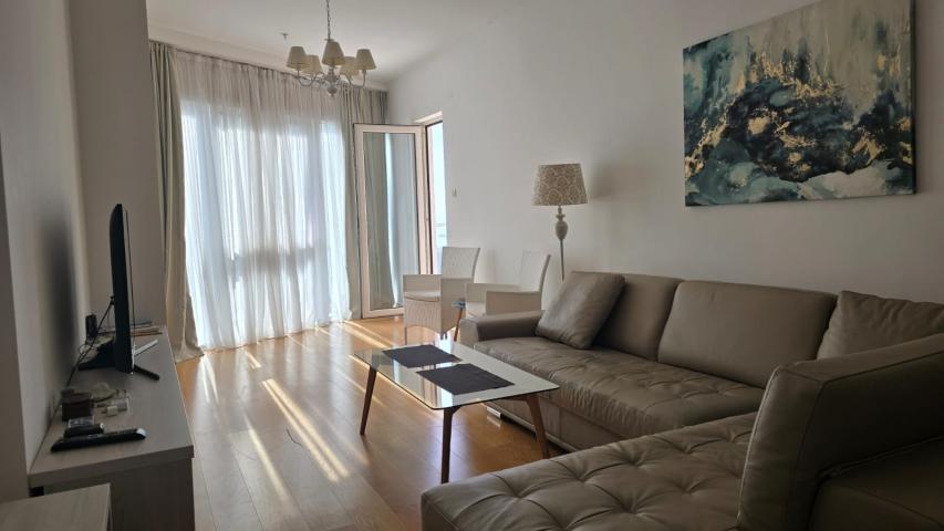 For sale luxury apartment in complex Tre Canne, Budva
