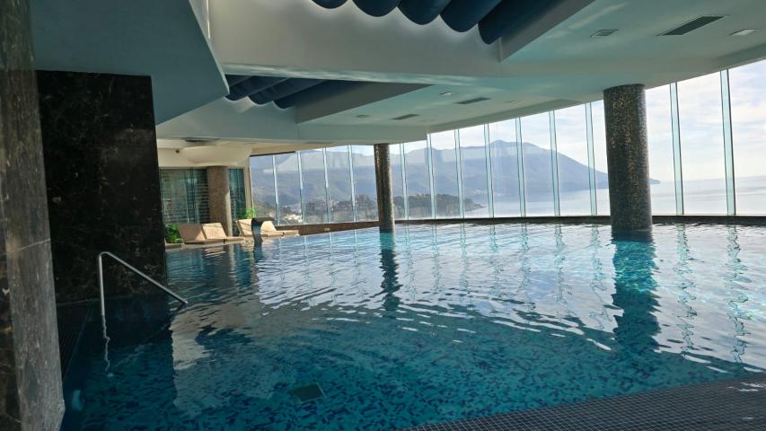 For sale luxury apartment in complex Tre Canne, Budva