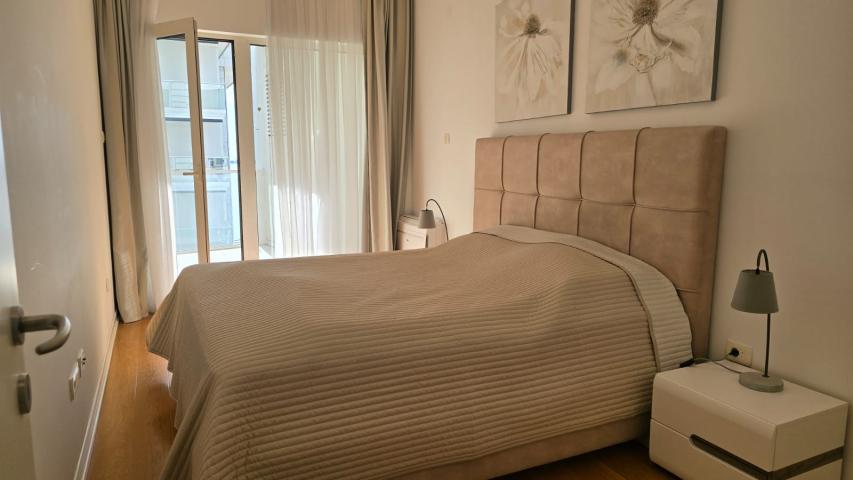 For sale luxury apartment in complex Tre Canne, Budva