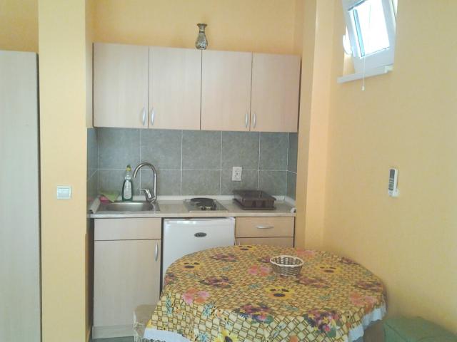 Three-storey house with apartments in Shushani, Bar