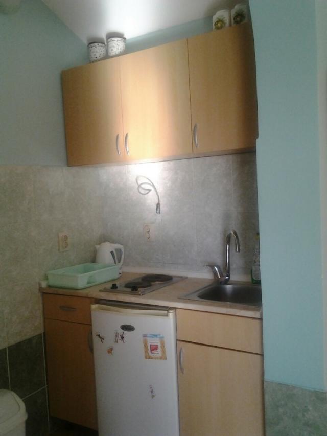 Three-storey house with apartments in Shushani, Bar