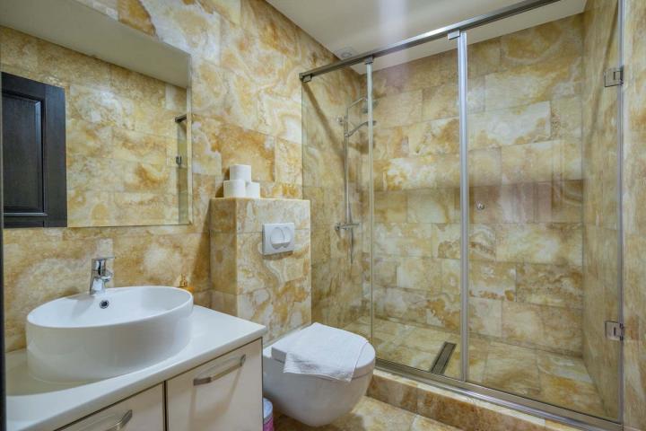 For sale exclusive penthouse with swimming pool and panoramic sea view in Budva!