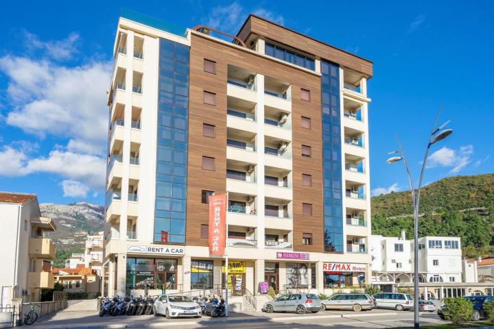 For sale exclusive penthouse with swimming pool and panoramic sea view in Budva!