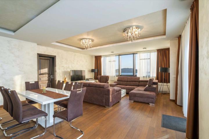 For sale exclusive penthouse with swimming pool and panoramic sea view in Budva!