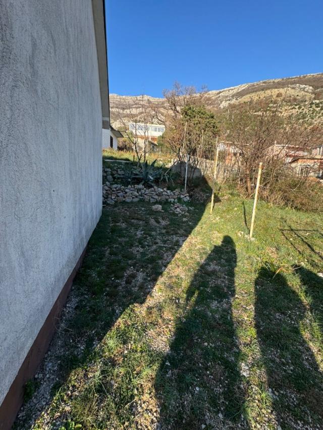 House for sale with a view of the Adriatic in the picturesque Sutomore, Bar Riviera