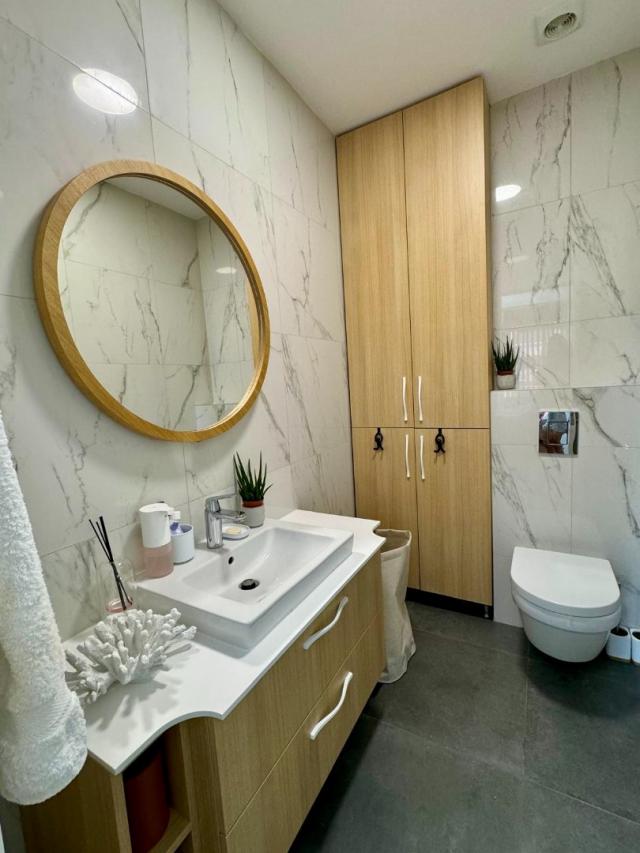 Two-bedroom apartment with sea views in Soho City