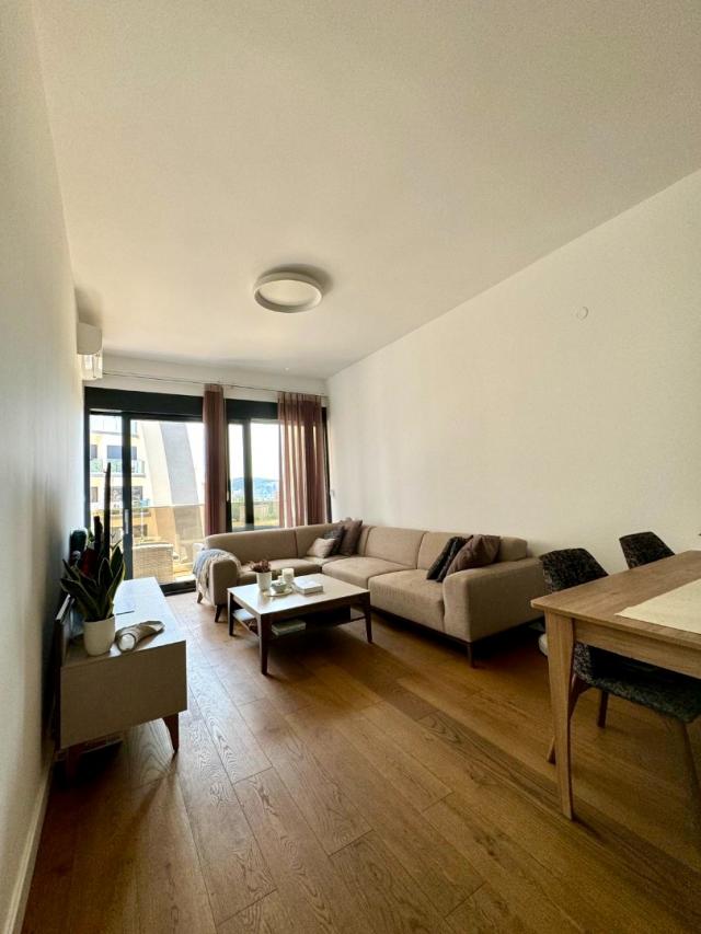 Two-bedroom apartment with sea views in Soho City