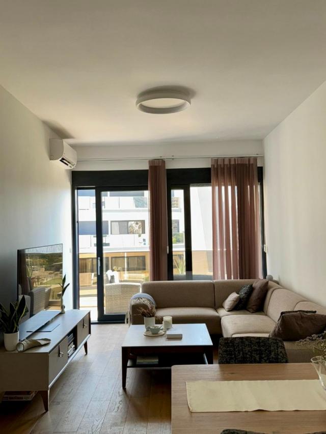 Two-bedroom apartment with sea views in Soho City