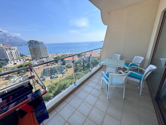 2 bedroom apartment with panoramic sea and mountain views in a new complex with a swimming pool in B