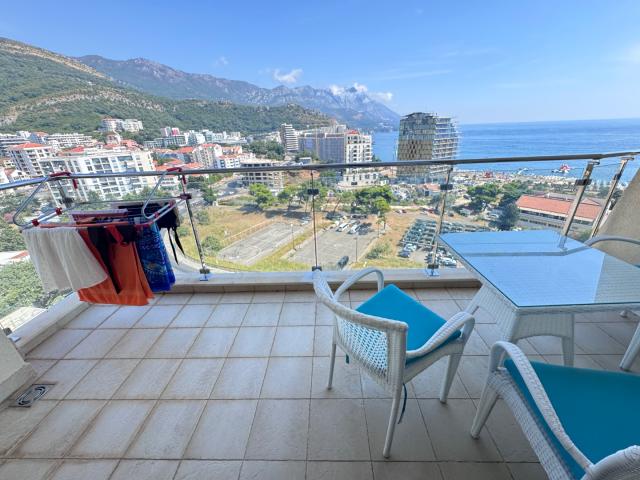 2 bedroom apartment with panoramic sea and mountain views in a new complex with a swimming pool in B