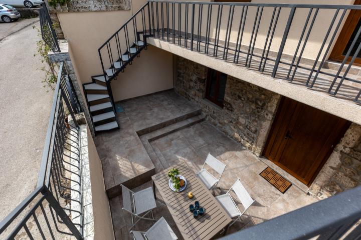 House for sale in Škaljari, Bay of Kotor!