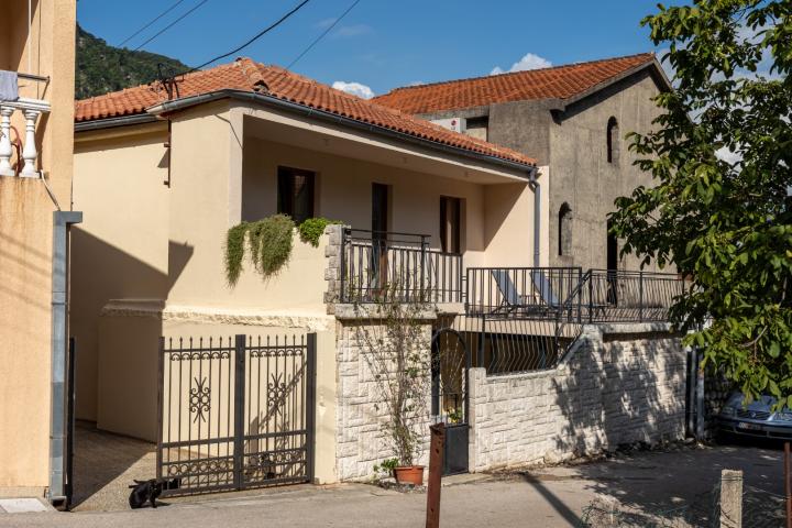 House for sale in Škaljari, Bay of Kotor!