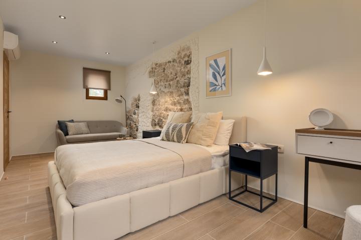 House for sale in Škaljari, Bay of Kotor!