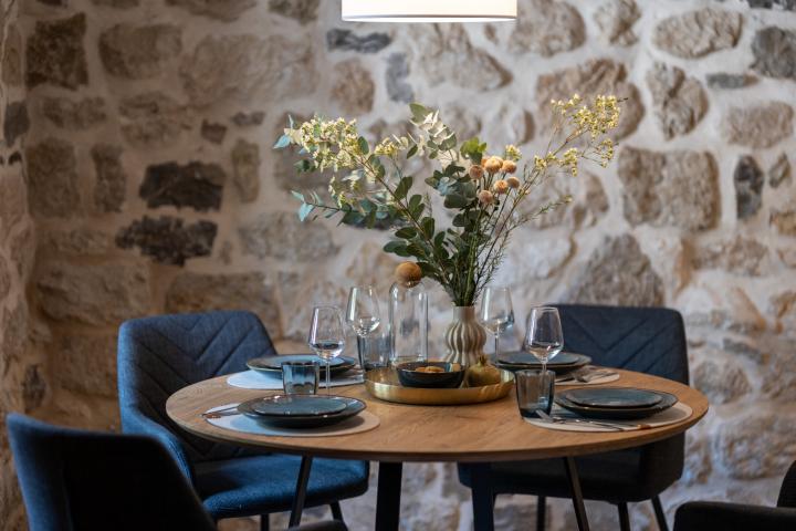 House for sale in Škaljari, Bay of Kotor!