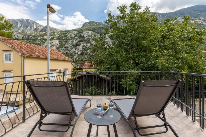 House for sale in Škaljari, Bay of Kotor!