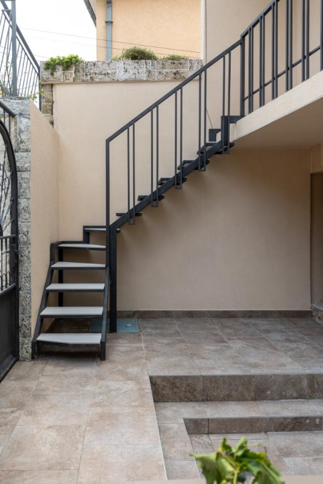 House for sale in Škaljari, Bay of Kotor!