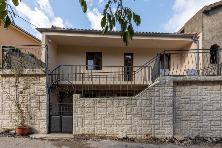 House for sale in Škaljari, Bay of Kotor!