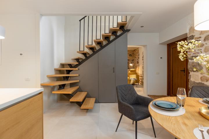 House for sale in Škaljari, Bay of Kotor!