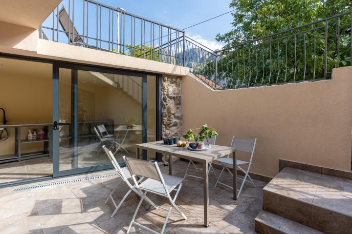 House for sale in Škaljari, Bay of Kotor!