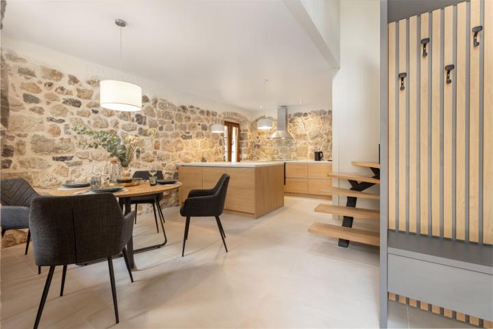 House for sale in Škaljari, Bay of Kotor!