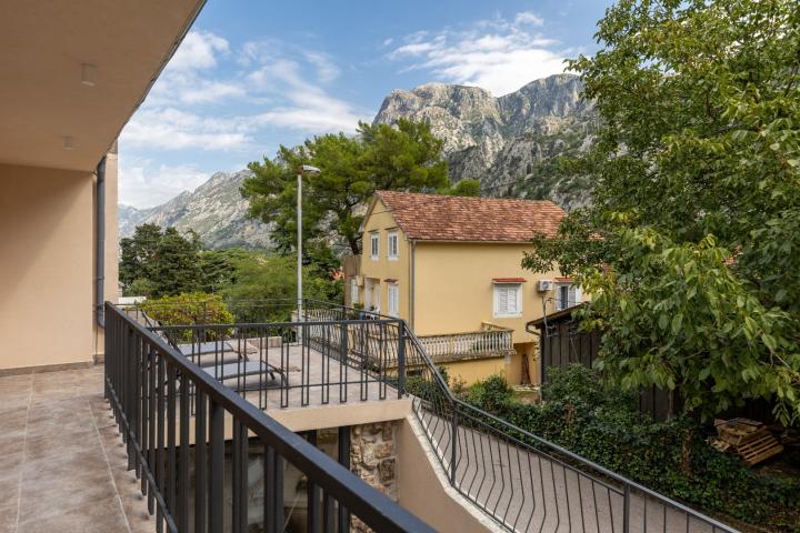House for sale in Škaljari, Bay of Kotor!